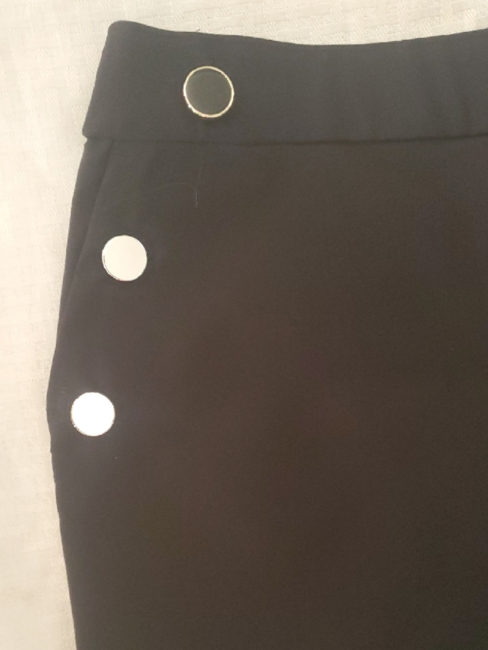 Nicole Miller Black High-Waist Shorts with Gold-Tone Grommets - Picture 4 of 10